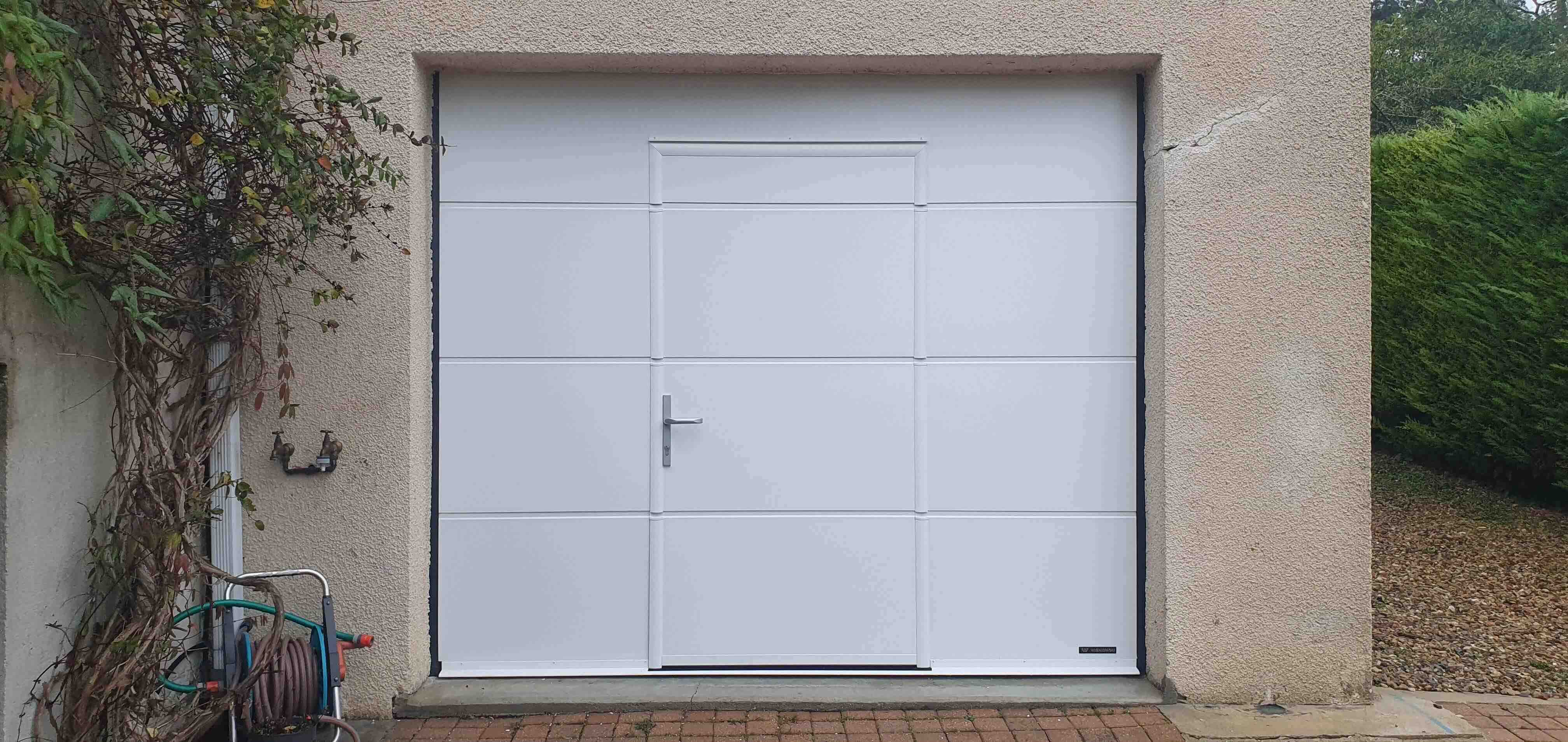 Installation de porte de garage à Bouffémont