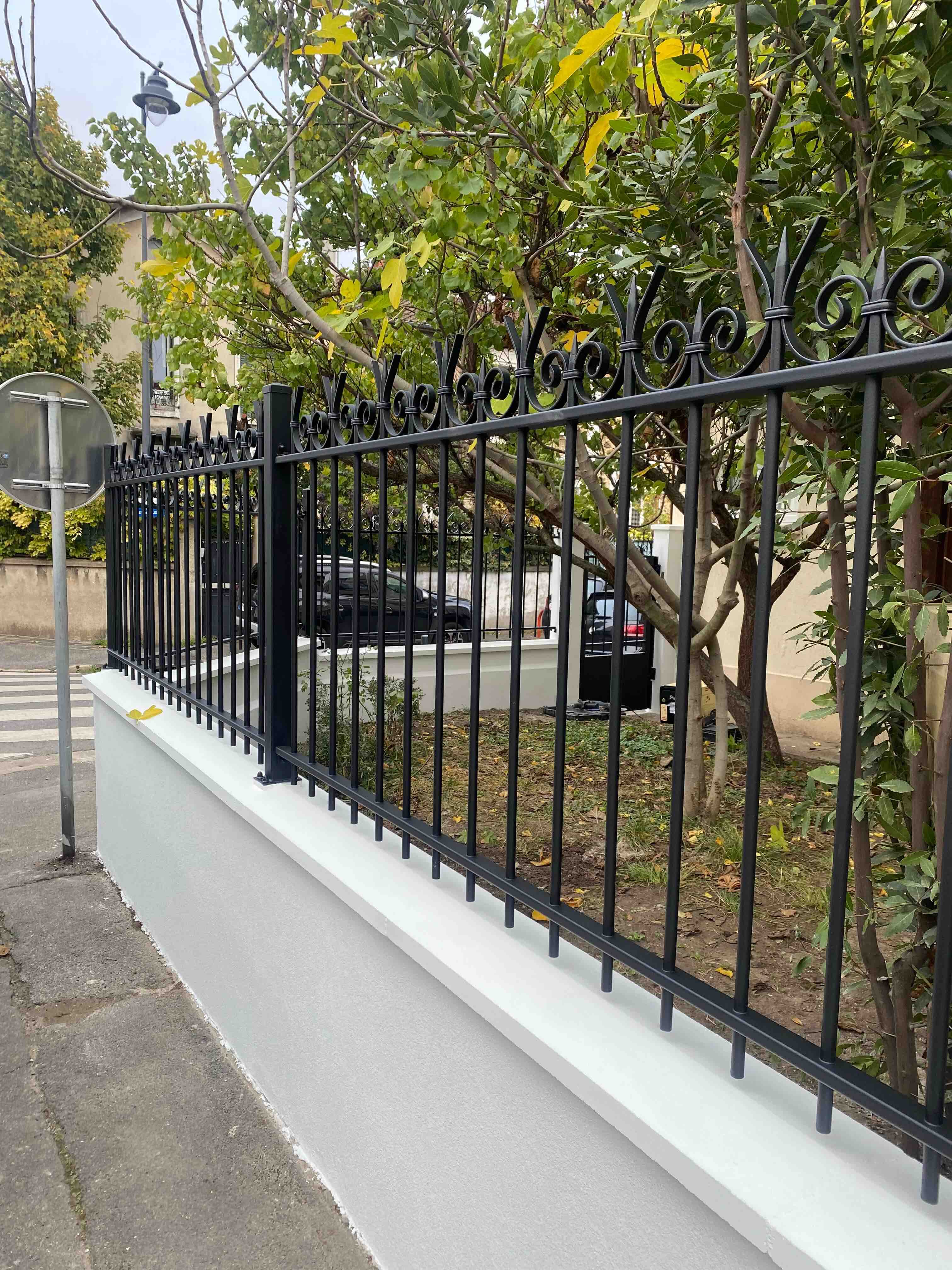 Pose de clôture à Condécourt